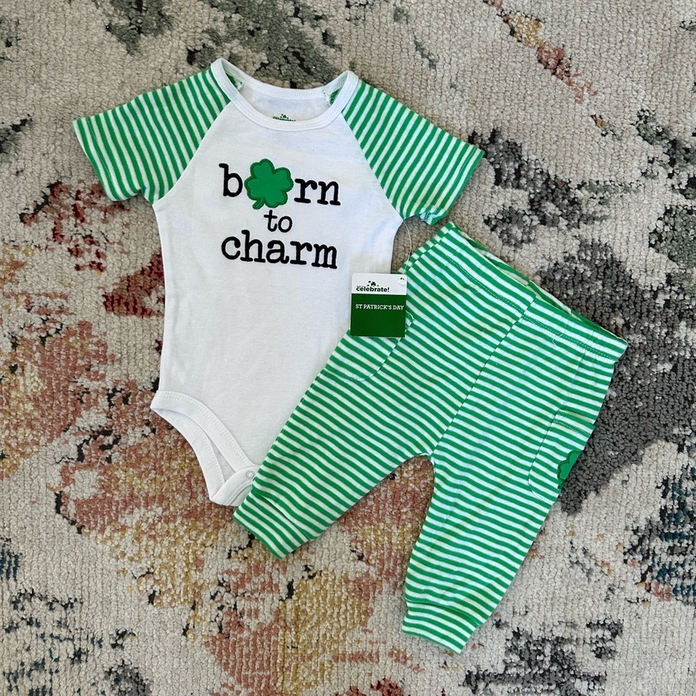 New 3-6 Months Baby Boy Saint Patrick’s Day Outfit
New with tags